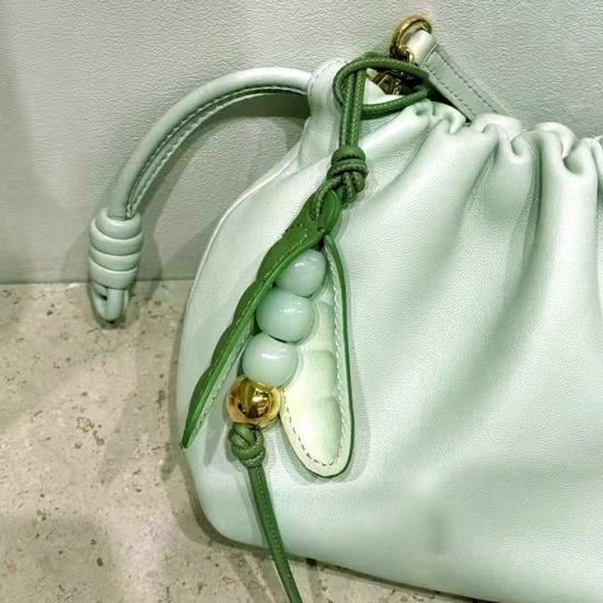 Pea Shell Bag Charm Cute Pea Beads Pendant Handmade Keychain Charm Accessory for Backpack Phone Handbag Decoration