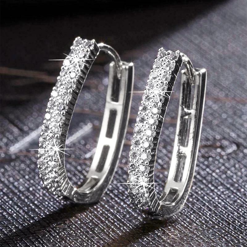 Huitan Zilverkleurige Elegante Oorbellen met Glanzende Zirkonia voor Vrouwen Jubileumcadeau Bruiloftsfeest Accessoires