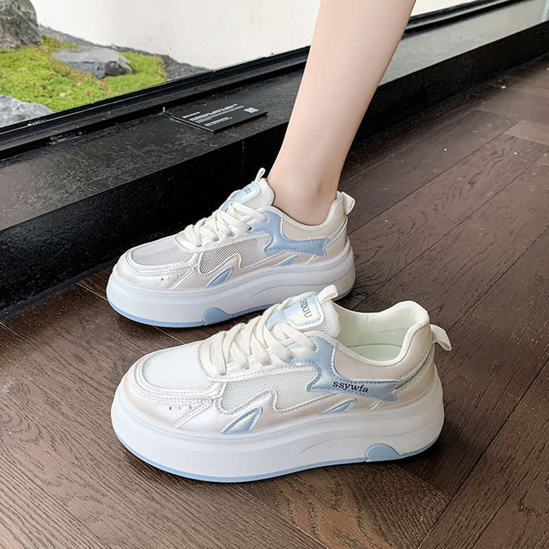 Thick-soled Little White Shoes Women's Spring and Autumn 2025 New Summer Breathable Mesh Mesh Shoes Lightweight and Heightening Casual Board Shoes