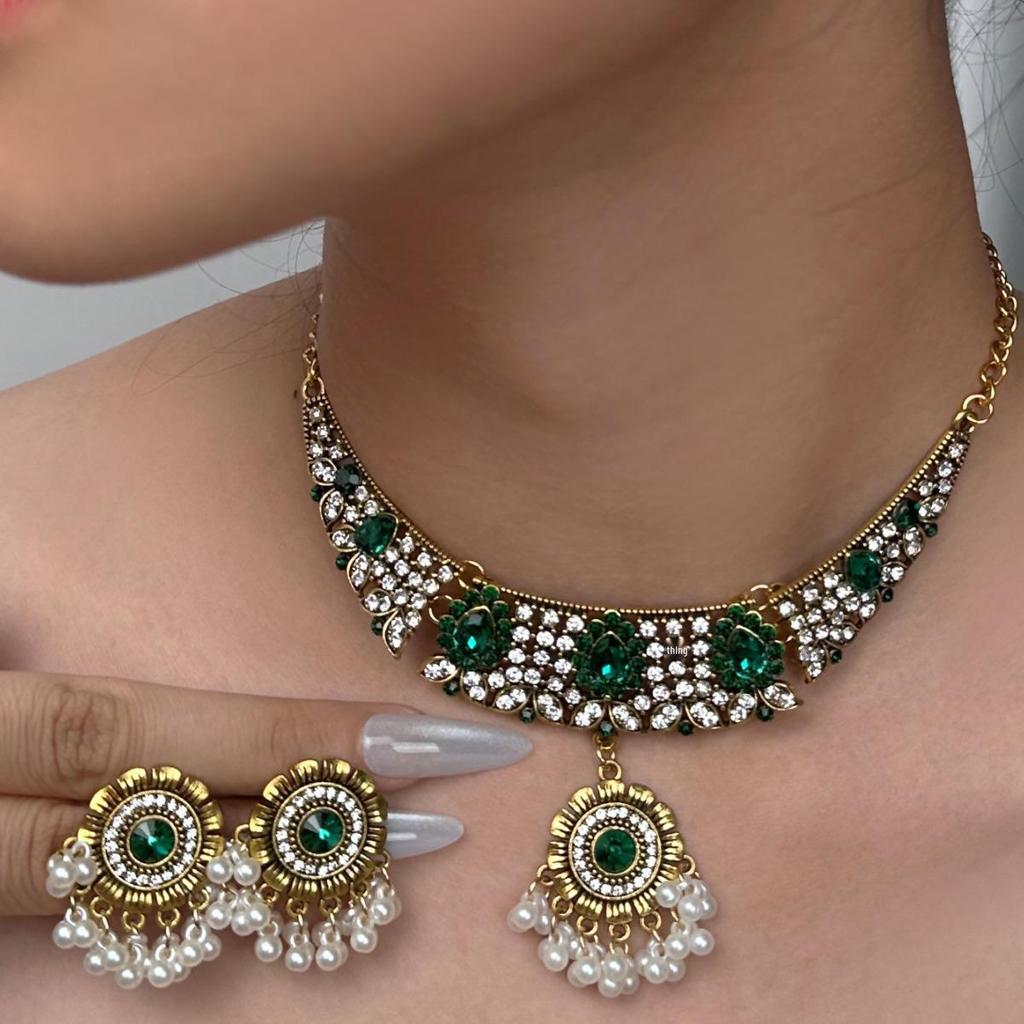 European-American Tassel Gem Rhinestone Necklace & Earring Set: Ethnic Retro Luxury Pearl Clavicle Chain