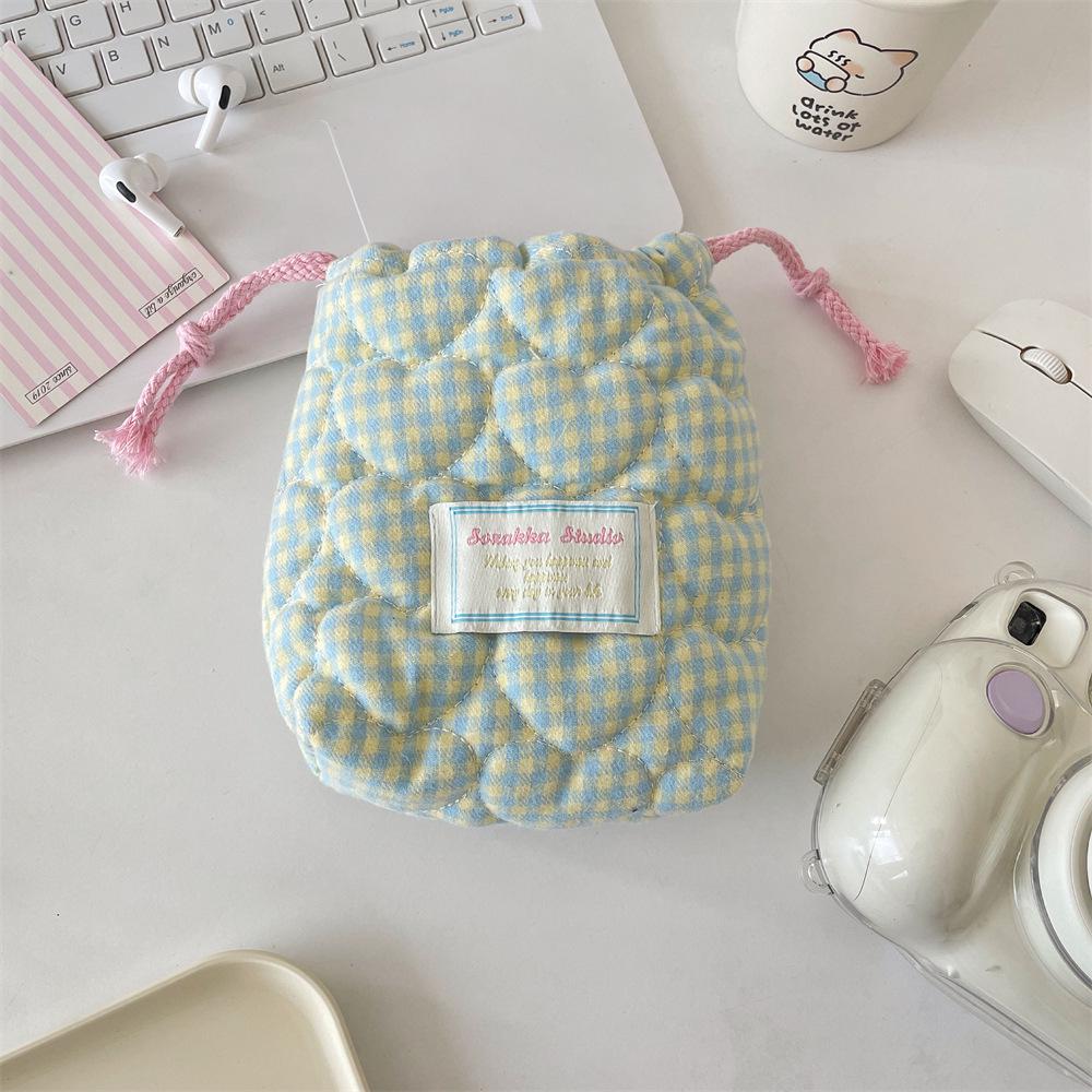 Soft Quilted Padded Camera Bag for Digital Polaroid: Small, Outdoor, Shockproof Storage