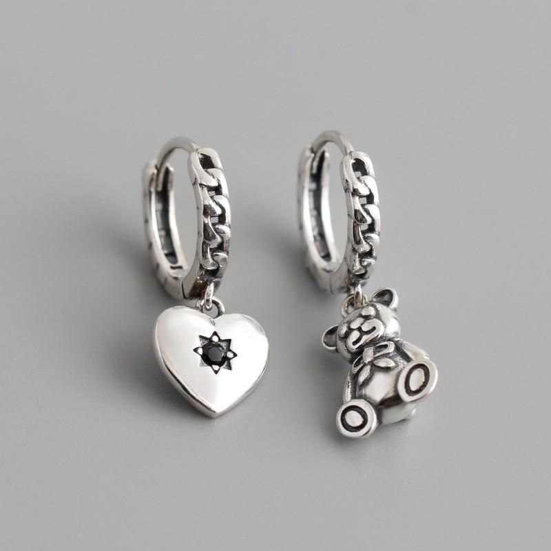 Vintage Oxidized Bear Heart Stud Earrings Women Sterling Retro Chic Jewelry Vintage Antique Finish