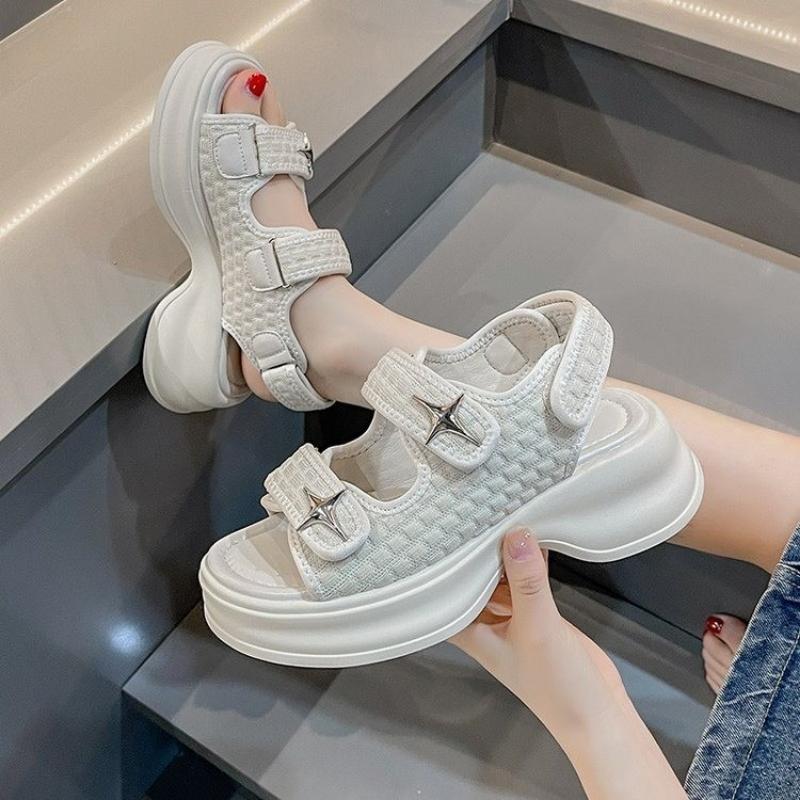 Fashion Luxury Woman Platform Sandals Ladies Elegant Medium Women's Shoes Flats Summer Sandals Women 2025 New Designer Shoes Girls