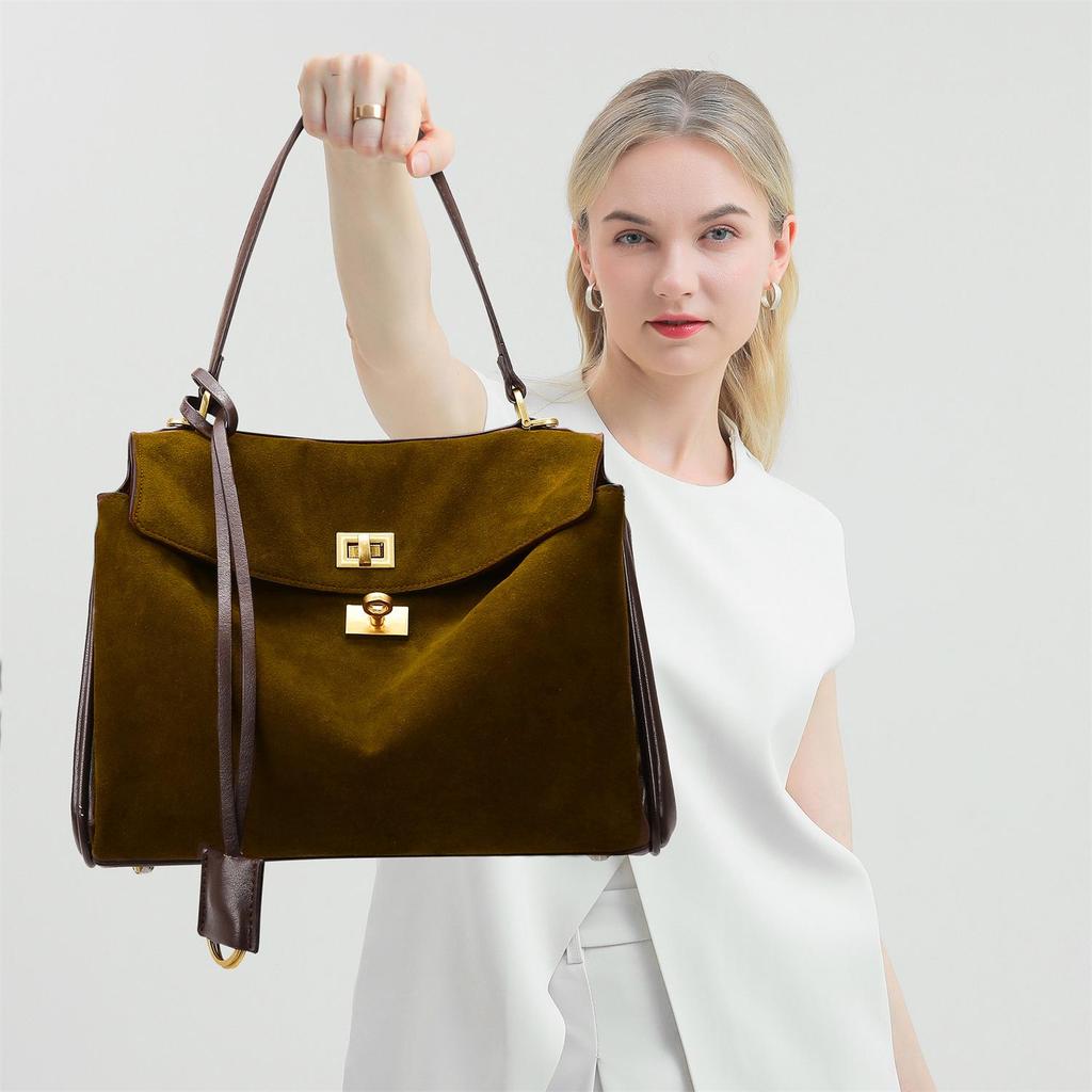 Bag Frosted Material Fashionable Large Capacity Tote Bag for Women's Commuting Shoulder Bag