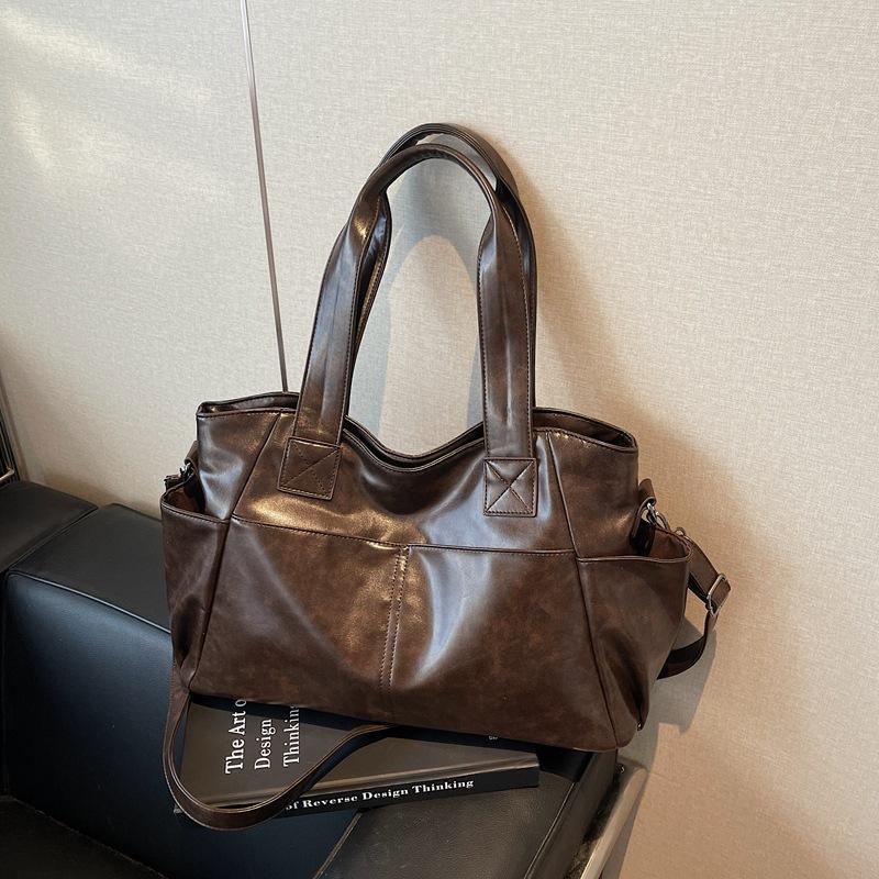 Retro large-capacity bag women's spring and summer new simple messenger bag casual and light commuter tote bag