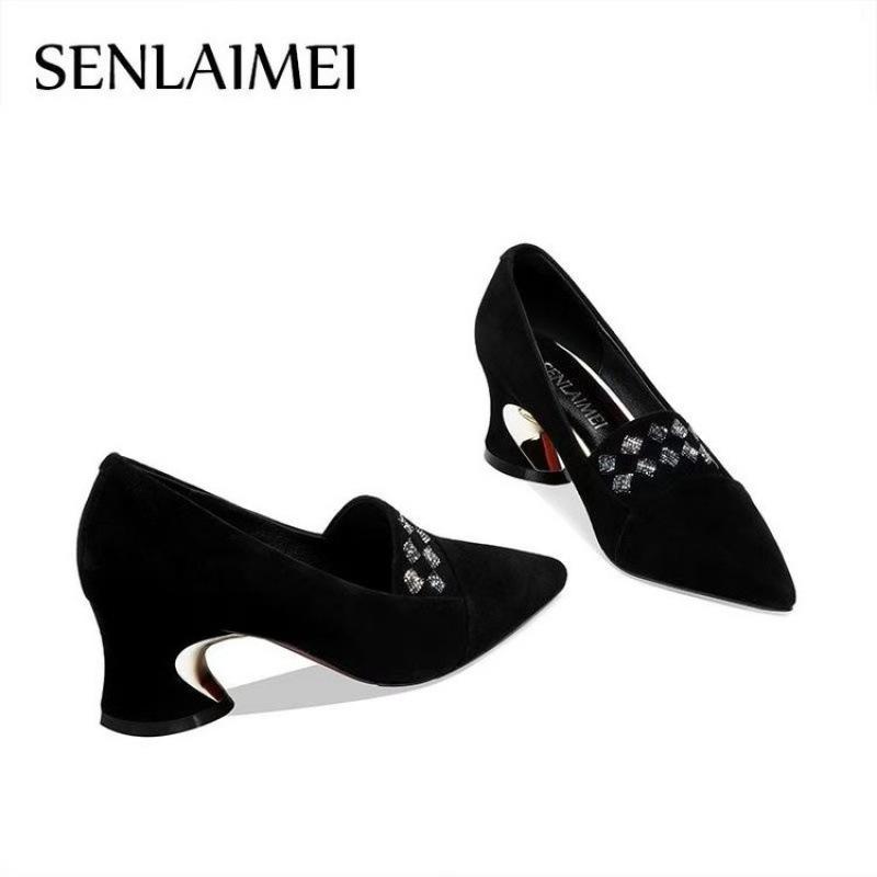 French High Heels Women's 2025 Spring and Autumn New Versatile Black Medium Heel Pointed Single Shoes Work Shoes
