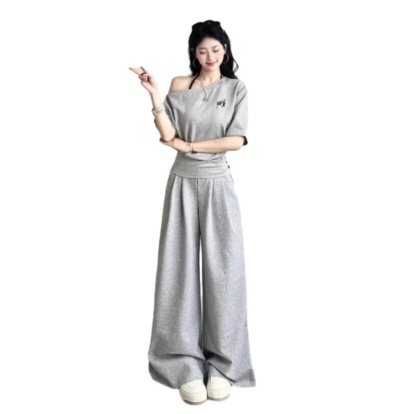 Korean Casual Sports Suit for Women, Summer Waist-cinching Slanted Shoulder Top, High-waisted Wide-leg Pants, Two-piece Set