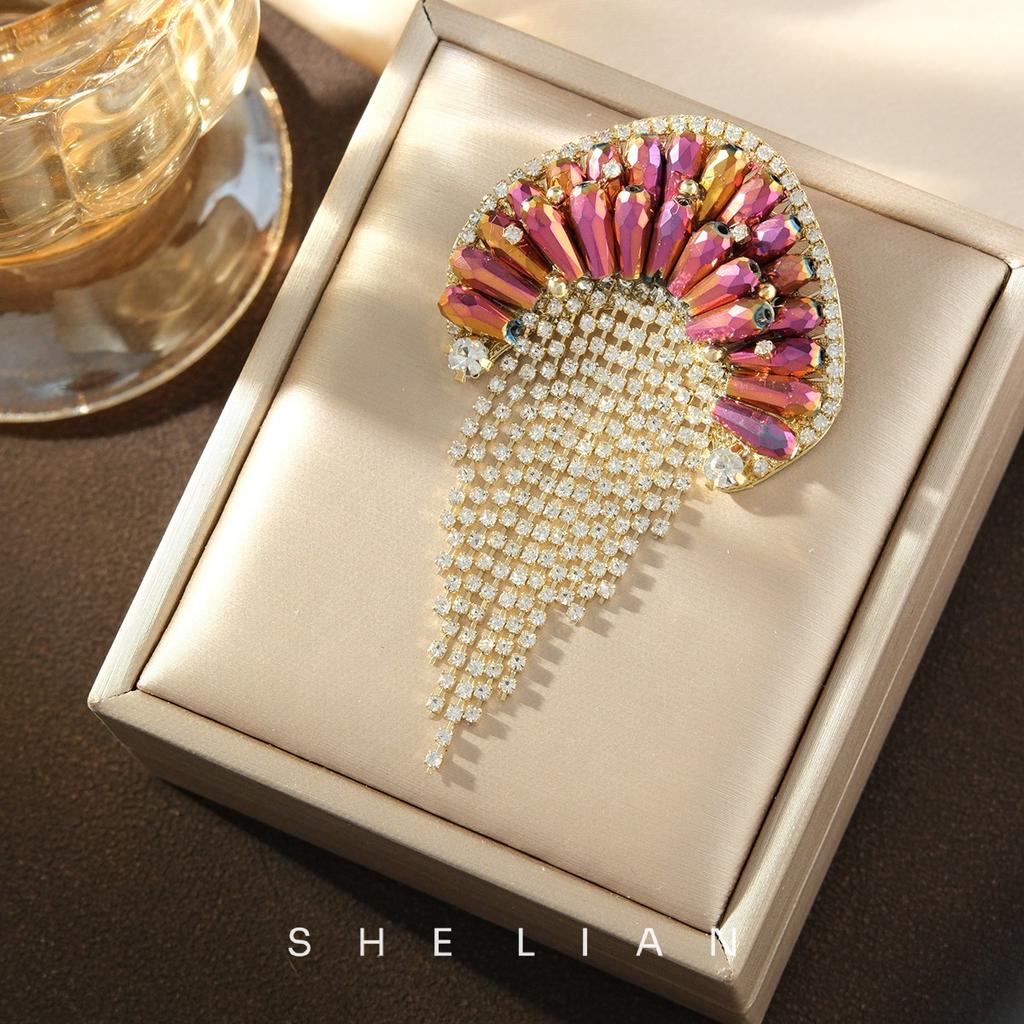 Original Personality Luxury Full of Crystal Waterfall Tassel Jellyfish Brooches for Women High Quality Pin Suit Corsage Jewelry