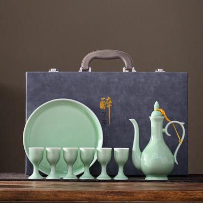 Chinesisches Vintage-Weinkrug-Set mit Weißweingläsern, Antiker Weinausgießer und Hochwertiger Geschenkbox