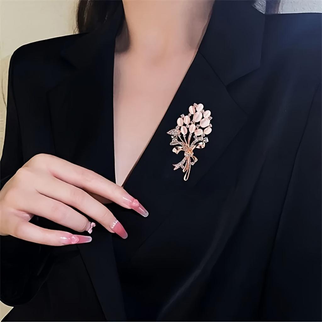 Elegant Floral Brooch with Rhinestone Accents and Oval Gemstone Embellishments Classic Bouquet Design with Ribbon Detail for Women Accessories