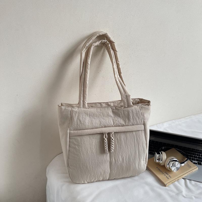 Fall 2025 New Solid Color Simple Tote Bag Fashion Trend Commuter Armpit Bag Korean Large Capacity Shoulder Bag