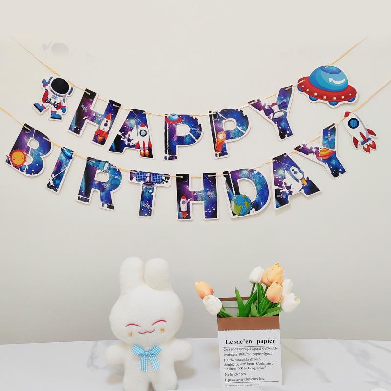 

Красочные флажки «С днем рождения» для фотосессии на первый день рождения ребенка