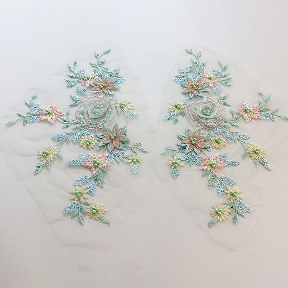 3D Flower Floral Embroidered Patches Pearl Stamen Flower Patches DIY Clothing Decoration