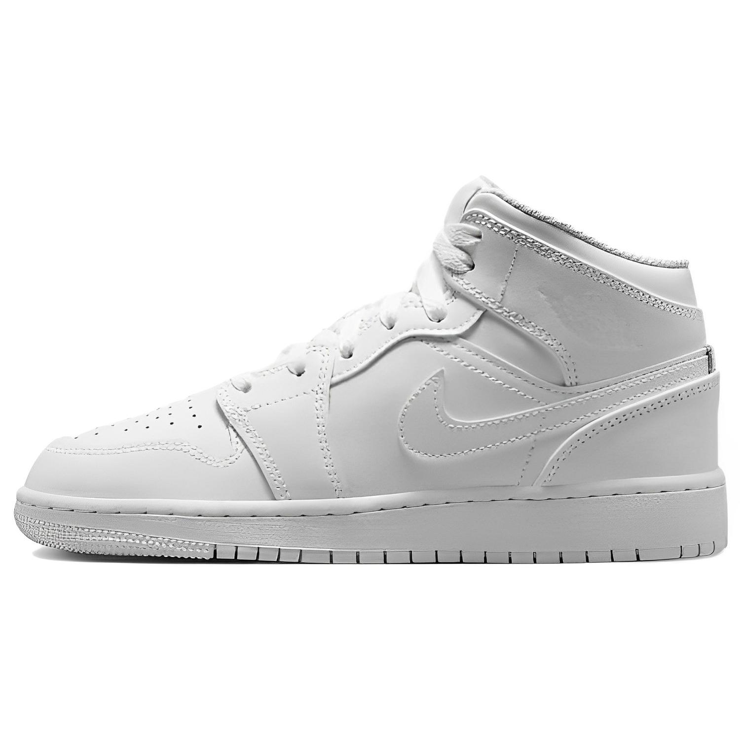 

Новые Jordan 1 Mid Triple White 2023 GS 554725-136 37.5