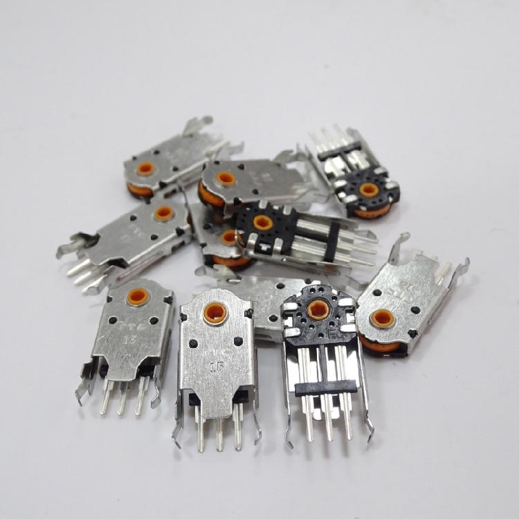 Nucleo Giallo Per Encoder Mouse TTC da 15 mm Decodificatore Ruota Mouse per Mouse Deathadder V3 Pro