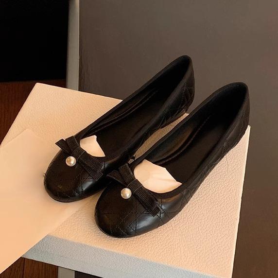 Grape Mother Exquisite Bow Ballet Style Shoes Comfortable Round Head Pearl Shallow Mouth Ballet Single Shoes Flat Bottom High Sense