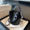 Bucket Type Sewing Thread Shoulder Bags Solid Interior Compartment 2026 High Quality Bags for Women Hasp Pu Women's Handbags