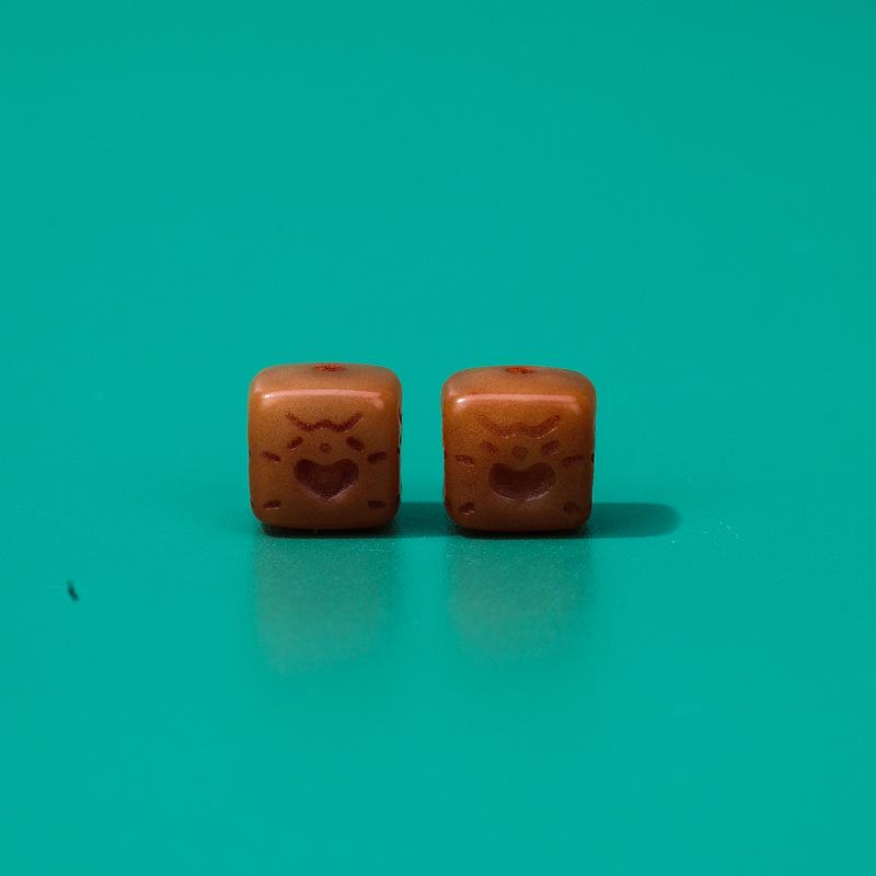 Handmade Exquisite Lotus Lion Root Carving Bracelet Kit with Lucky Charm Bag