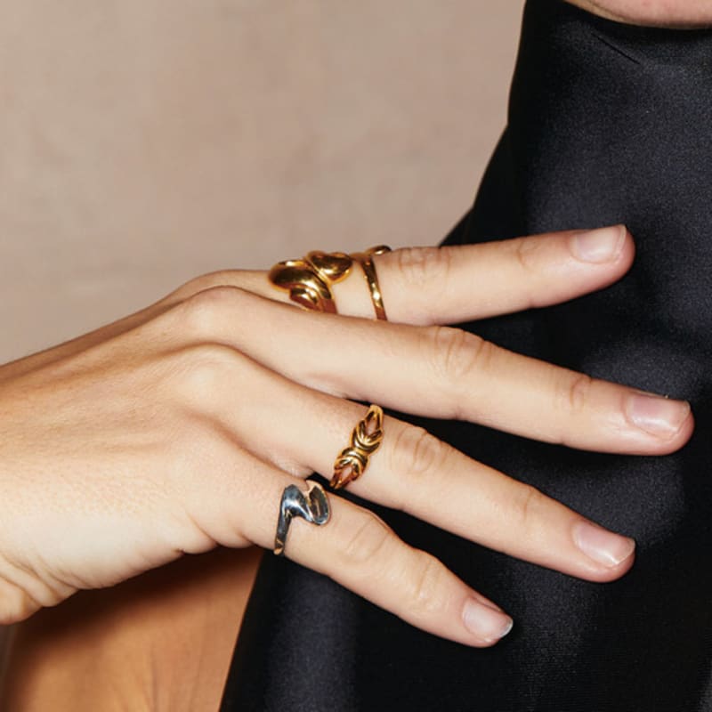 AHNI Mucha R_gold/silver