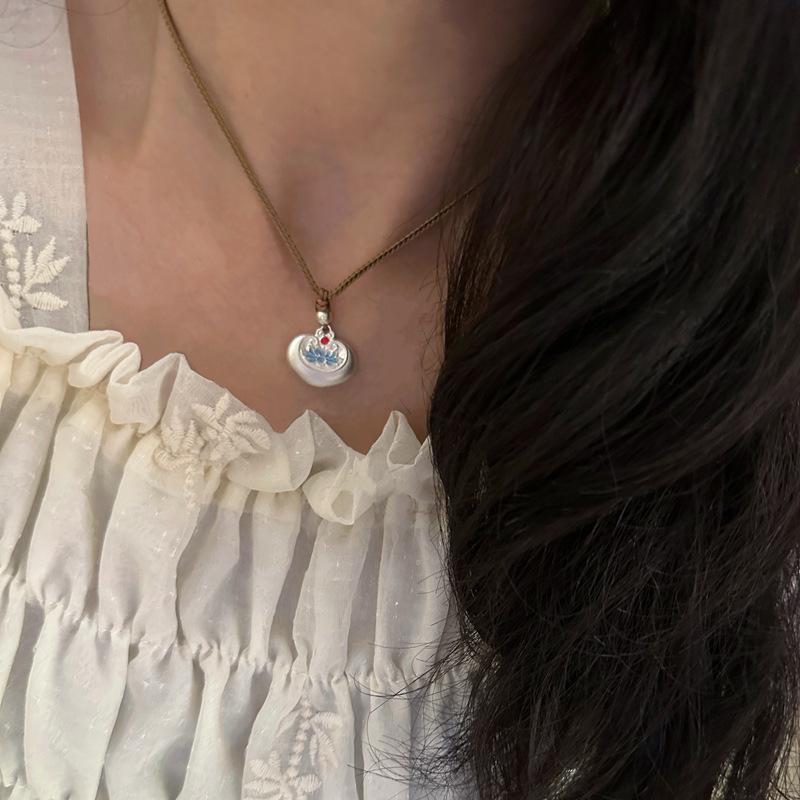 Women's Handmade 999.9 Silver Chubby Fu Tassel Pendant Necklace