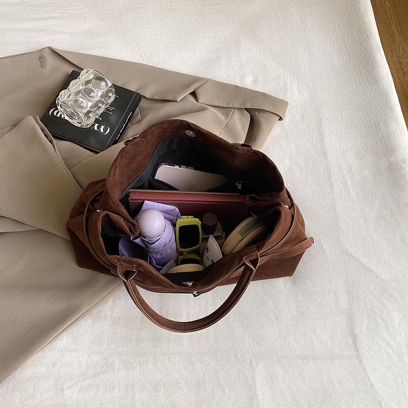 European and American Retro Suede Tote Bag Women's 2025 New Autumn and Winter High-end Niche Large-capacity Commuting Handbag