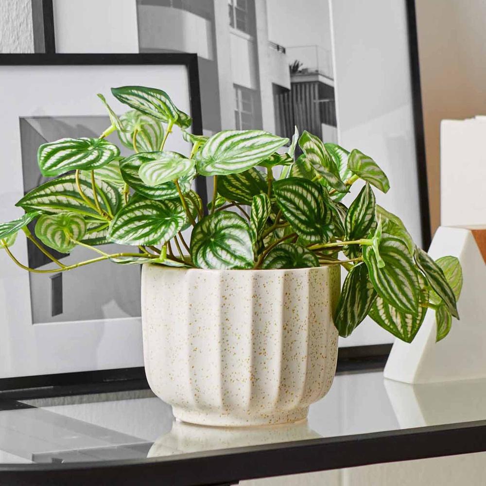 Ceramic Ribbed Vase 4.5 Inch Elegant Home Decor Pot Flowers Plants Indoor Use Cream White Durable Design