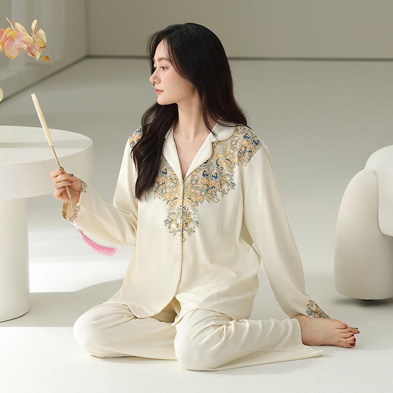 Pajamas Women's Spring and Autumn Pure Cotton Long-sleeved New Floral Thin Mother Advanced Sense Can Be Worn Outside Cool Cotton Suit
