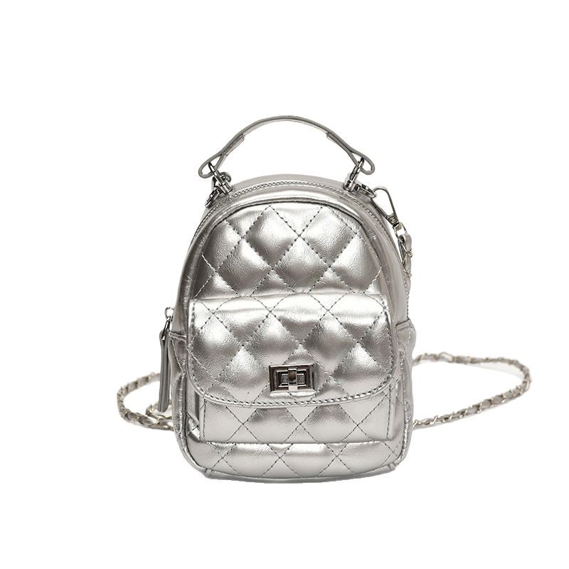 Portable Xiaoxiangfeng bag women's 2025 new versatile going out backpack exquisite diamond chain bag