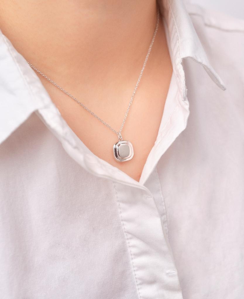 Benoit Nk10Sl Large Square Pendant [Silver]
