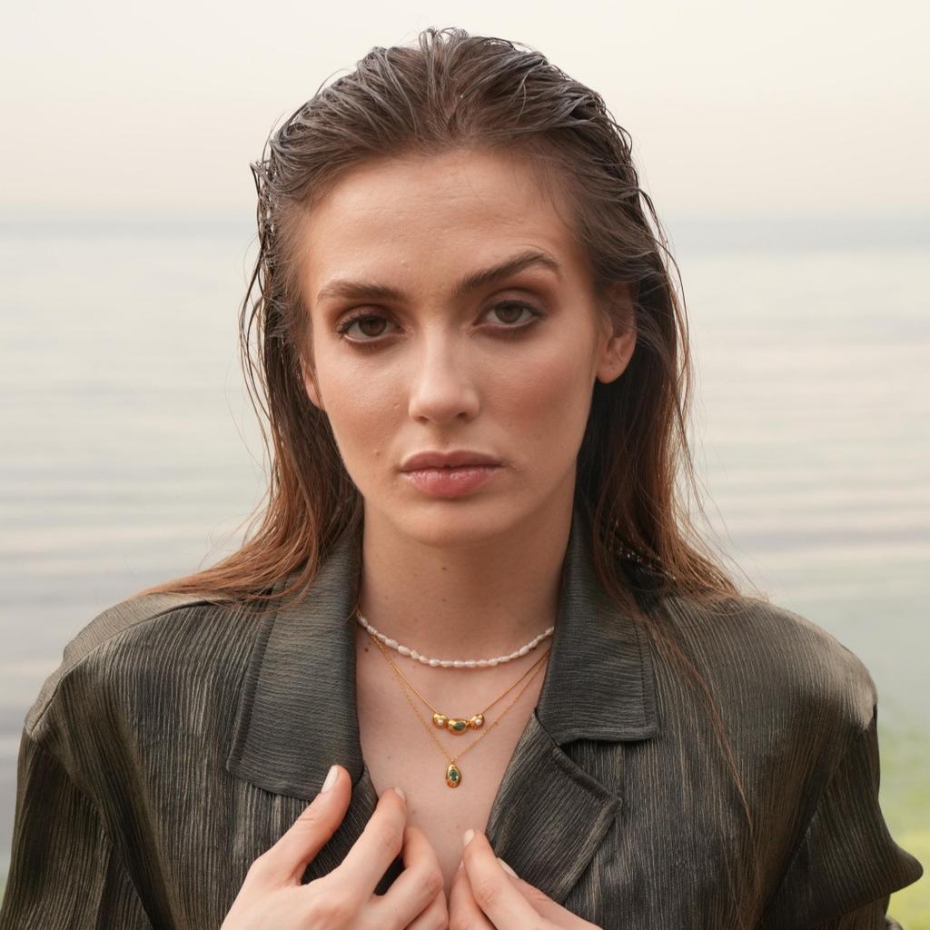 Premium Light Luxury Copper Plated 18K Real Gold Inlaid Emerald Pearl Pendant Collarbone Chain Personalized Fashion Simple Necklace