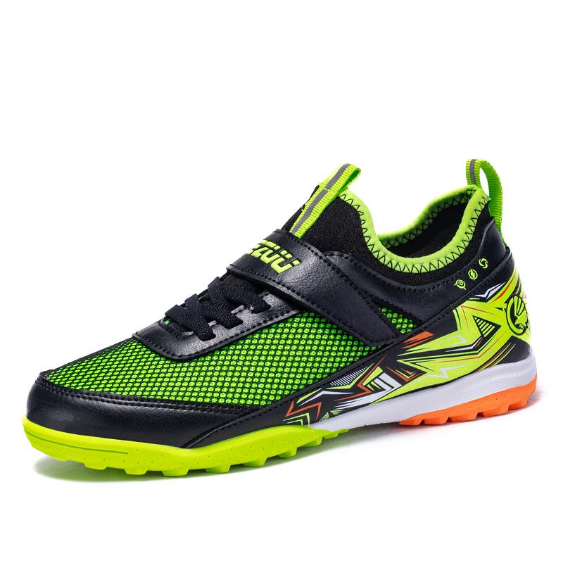 New Men Kids Football Boots Grass Cleats Match Soccer Shoes Training Shoes Boys Professional Non-Slip Ultralight