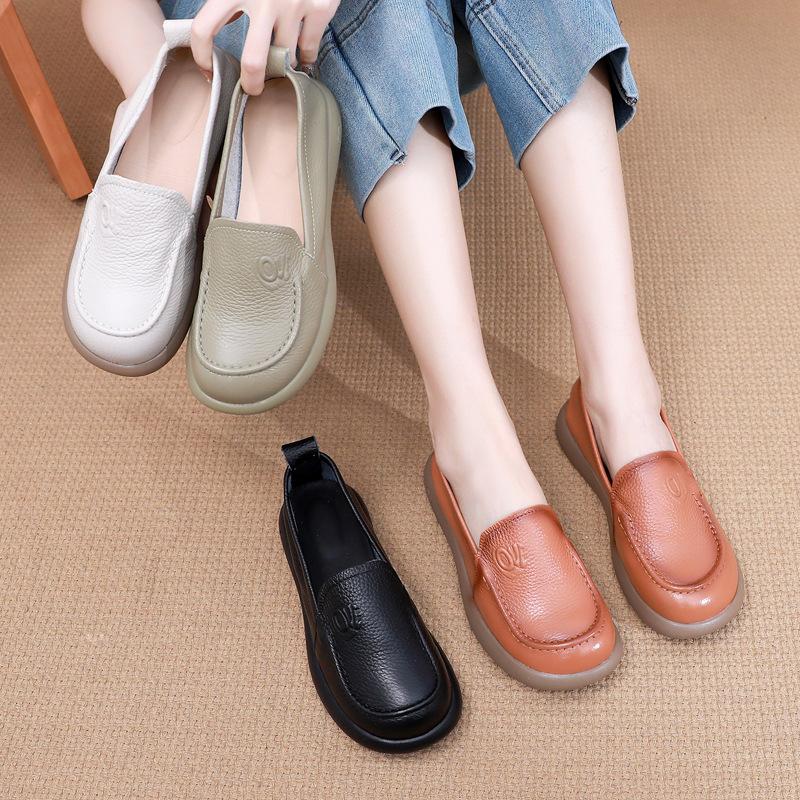 Women's Mom Shoes with Soft Surface and Soft Sole, Comfortable and Versatile Leather Shoes, Women's Simple Single Shoes, Shallow Mouth Women's Shoes