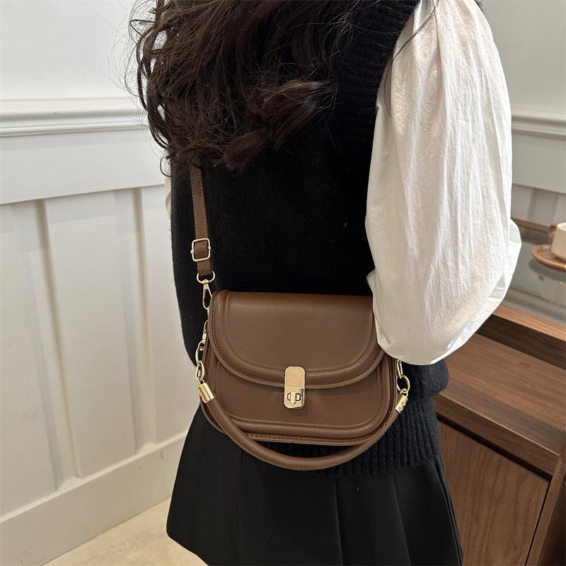 2025 New Handbag Fashion Personality Trend Niche Simple Shoulder Bag Beautiful Casual Messenger Bag