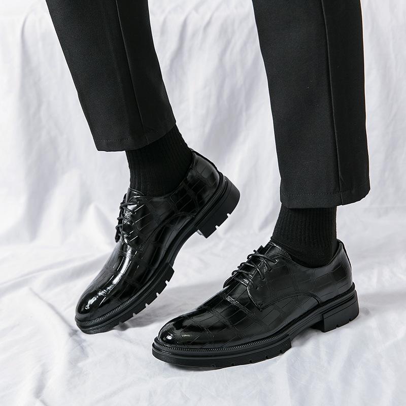 New Block Business Casual Leather Shoes Men's Comfortable and Breathable Tassel One Pedal Sleeve Loafers Men's Series