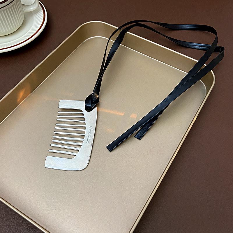 

Серебряное зеркальное черное шнурковое ожерелье для женщин - Модная длинная цепочка для свитера Осень/Зима с нишевым дизайном