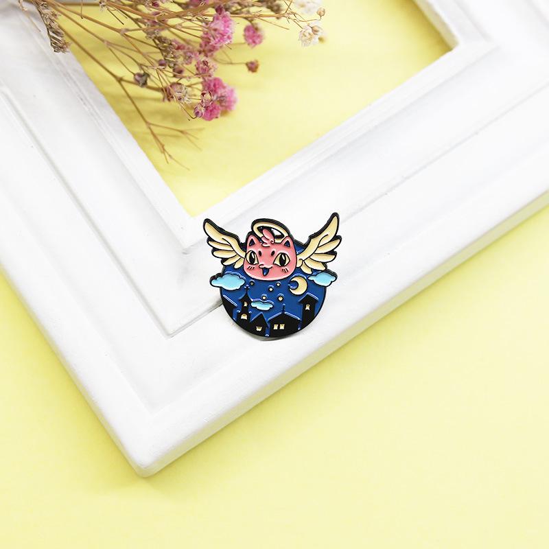 Fashionable Creative Enamel Angel Pin: Brings Good Luck To Families At Night