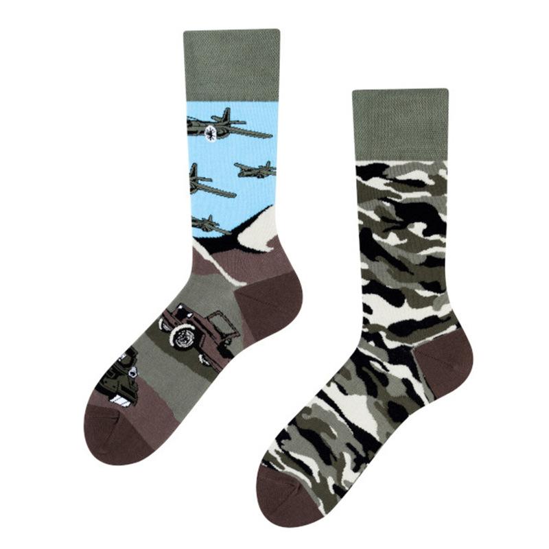 Creative and Fun Cartoon AB Trendy  Asymmetric Mandarin Duck  Men's and Women's Cotton Socks Medium High Socks