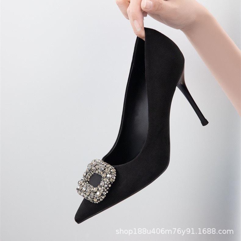 

[Место] Новые туфли на высоком каблуке с квадратной пряжкой женственность продвинутый не устают ноги тонкий каблук черные туфли для работы остроносые одиночные туфли 40