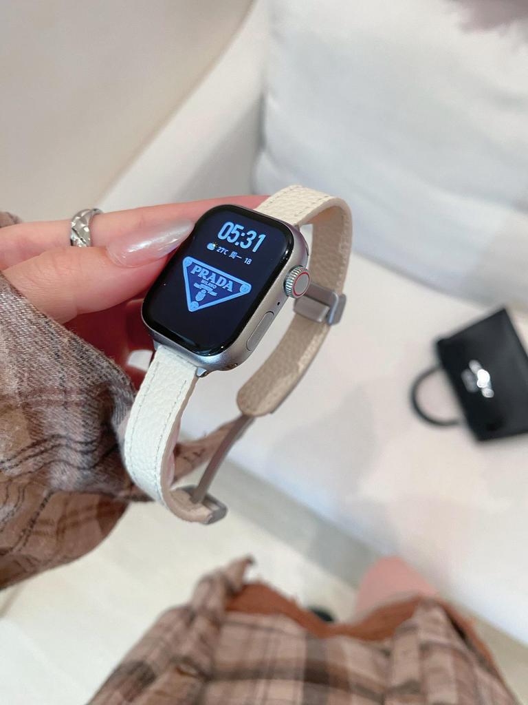 Lychee Grain Magnetic Strap for Apple iWatch, Huawei GT5, and Xiaomi 9 Pro