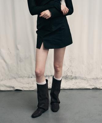 Ledeoli Vent Cotton Mini Skirt [Black]