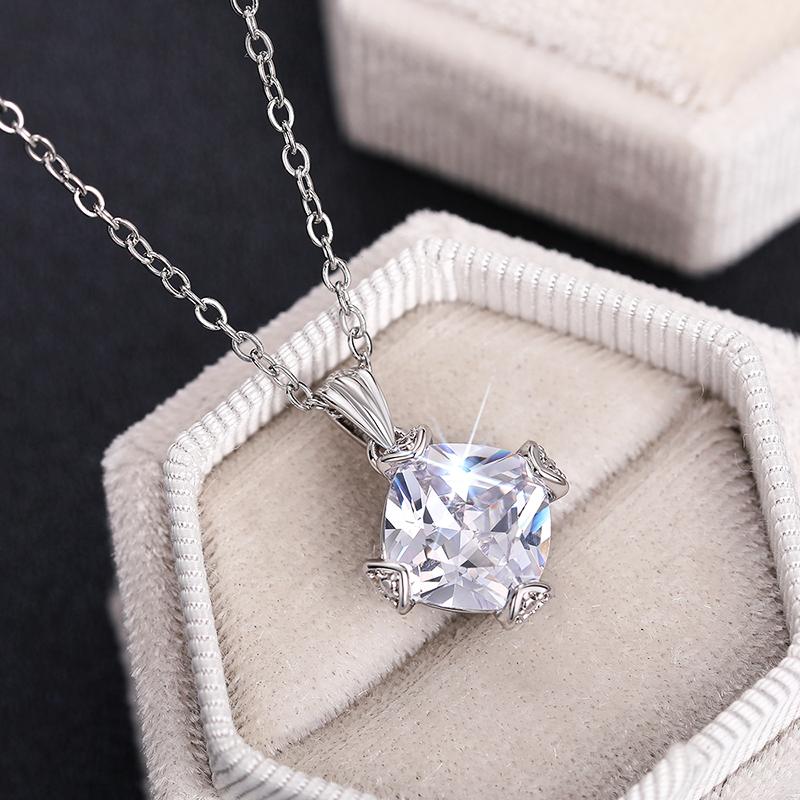 Huitan Brilliant Cubic Zircon Pendant Necklace for Women Minimalist Style Luxury Jewelry for Wedding Simple Stylish Accessories