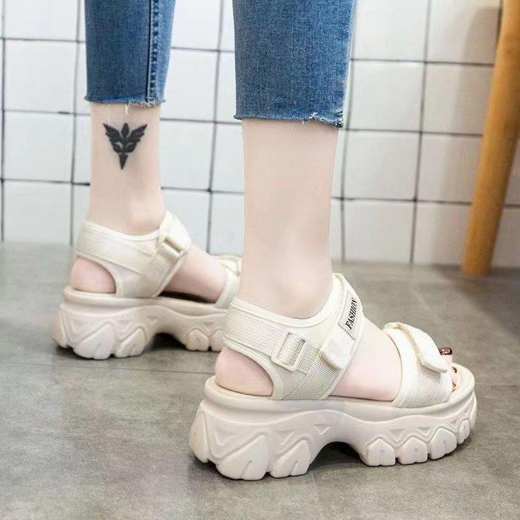 Platform sandals women's summer 2025 new versatile muffin soft sole heightening dad shoes comfortable sports beach shoes