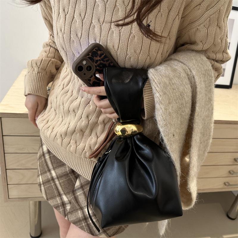 Retro Pleated Women's Small Handbags Luxury Soft Pu Leather Ladies Bucket Clutch Shoulder Bags Fashion Vintage Female Purse