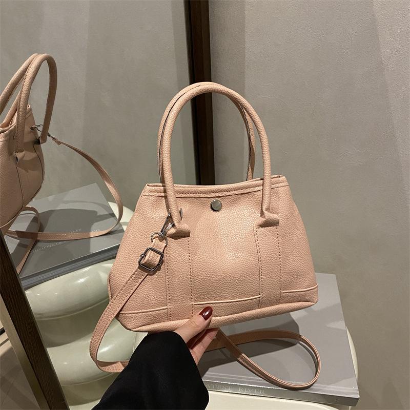 

Summer Portable Garden Bag Women s 2025 New Fashion Versatile Bucket Bag Premium Commuter Explosive Messenger Bag Small розовый