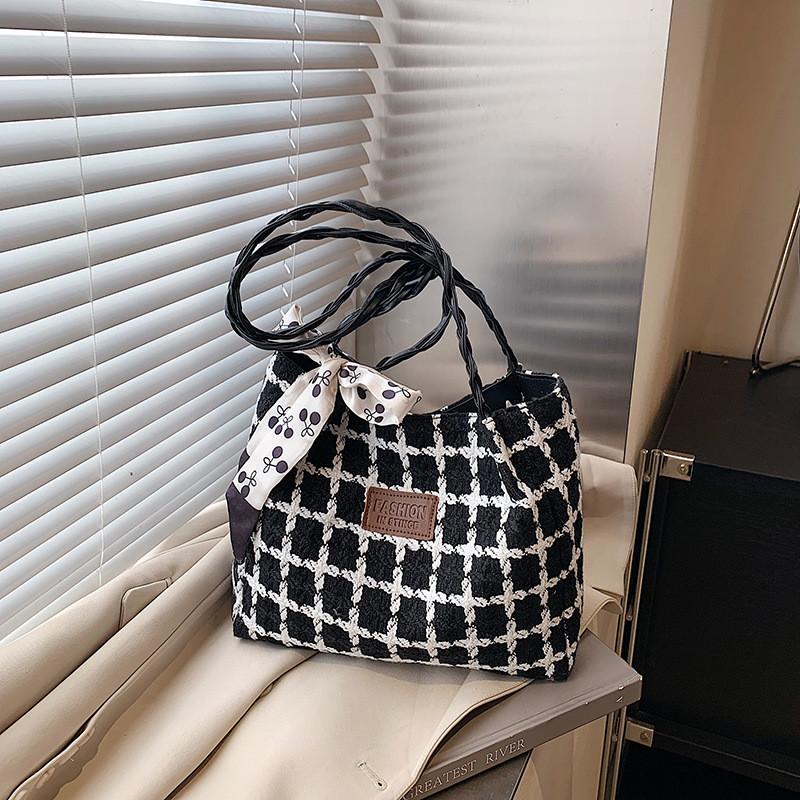 

Minimalist City Fashion Shoulder Bag With Wool Blend Fabric And Tote Design For Work чёрный