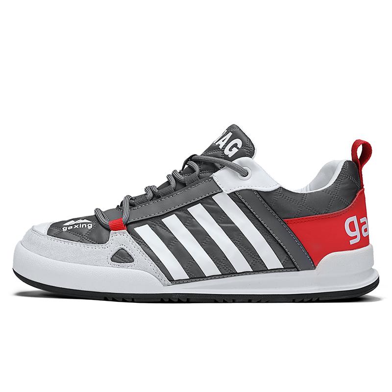 Fashion 2024 Trendy Vulcanized Shoes Men Designer Canvas Sneakers Male Flat Trainers Streetwear Canvas Shoes Men Breathable Sports Shoes