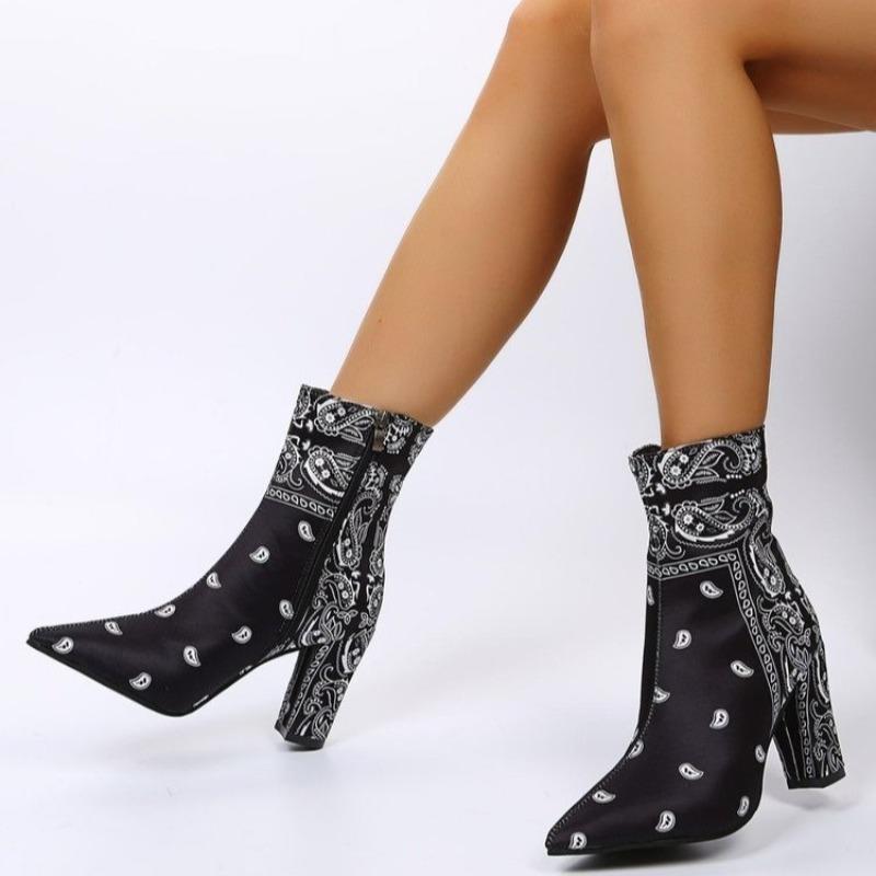 Fashion Spring and Autumn Single Boots Women Fashion Pointy Set Foot Back Zipper Match Color Anti-slip Wear-resistant Short Boots