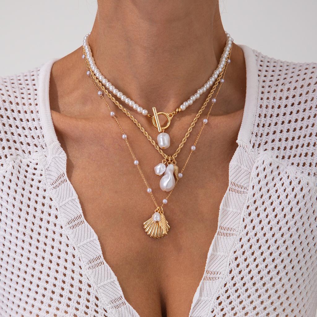 Baroque Imitation Pearl Beaded Shell Necklace, Ocean Wind Conch Small Fish Pendant Collarbone Chain