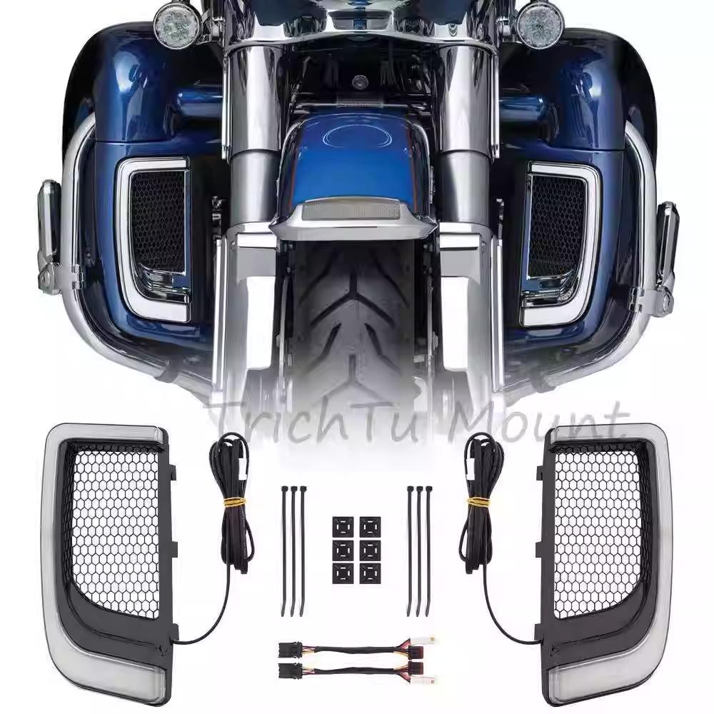Three-in-One Motorcycle Turn Signals for Harley '14-'23 Road/Street Glide & Road King