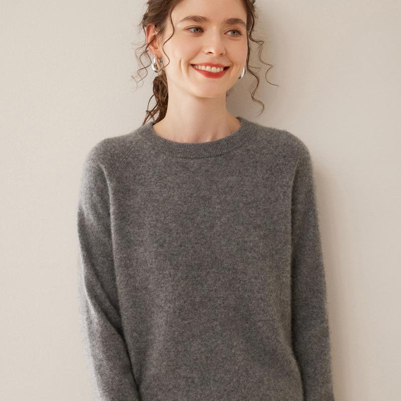 Women's Cashmere Round Neck Sweater - Solid Color Pullover for Autumn/Winter